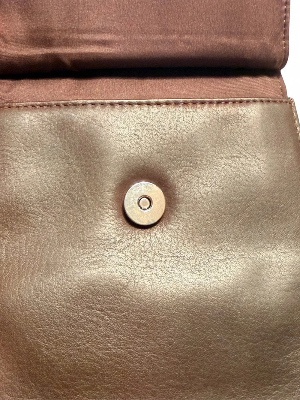 Fossil classic genuine